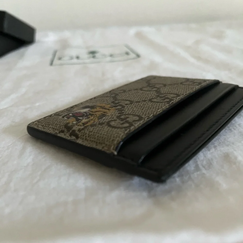 Gucci GG Supreme Monogram Tiger Print Card Holder Ltd Ed Dust bag,Box